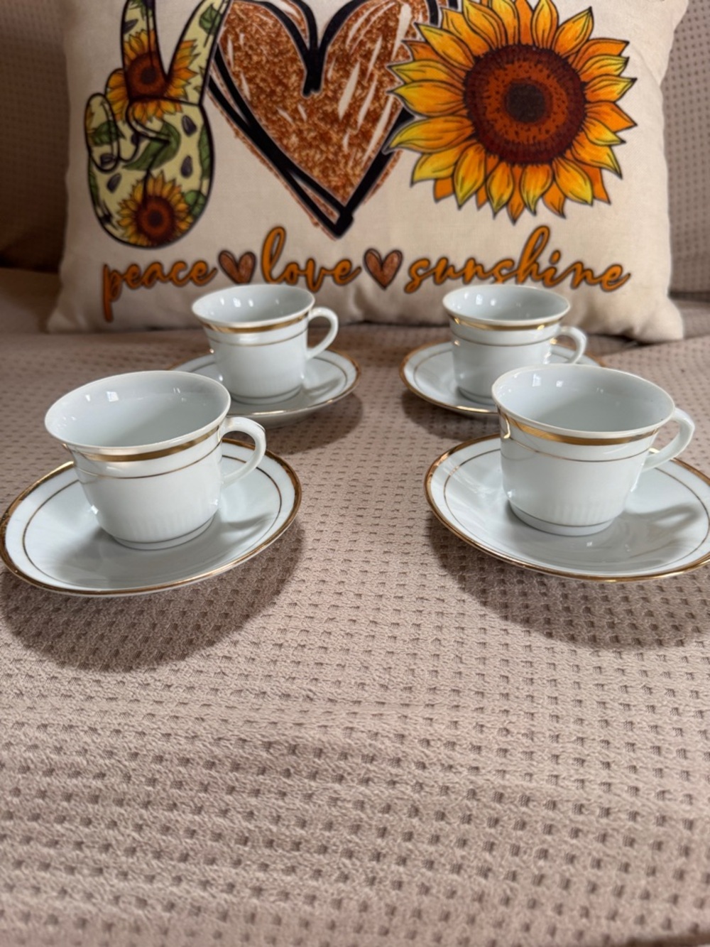 Vintage Set of 4 Espresso Cups & Saucers – Jingdezhen China Style Porcelain